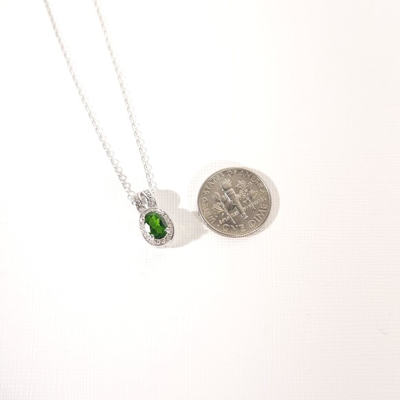 Chrome Diopside Pendant Necklace - Picture 9 of 10